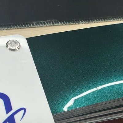 YC019 CFC color swatch